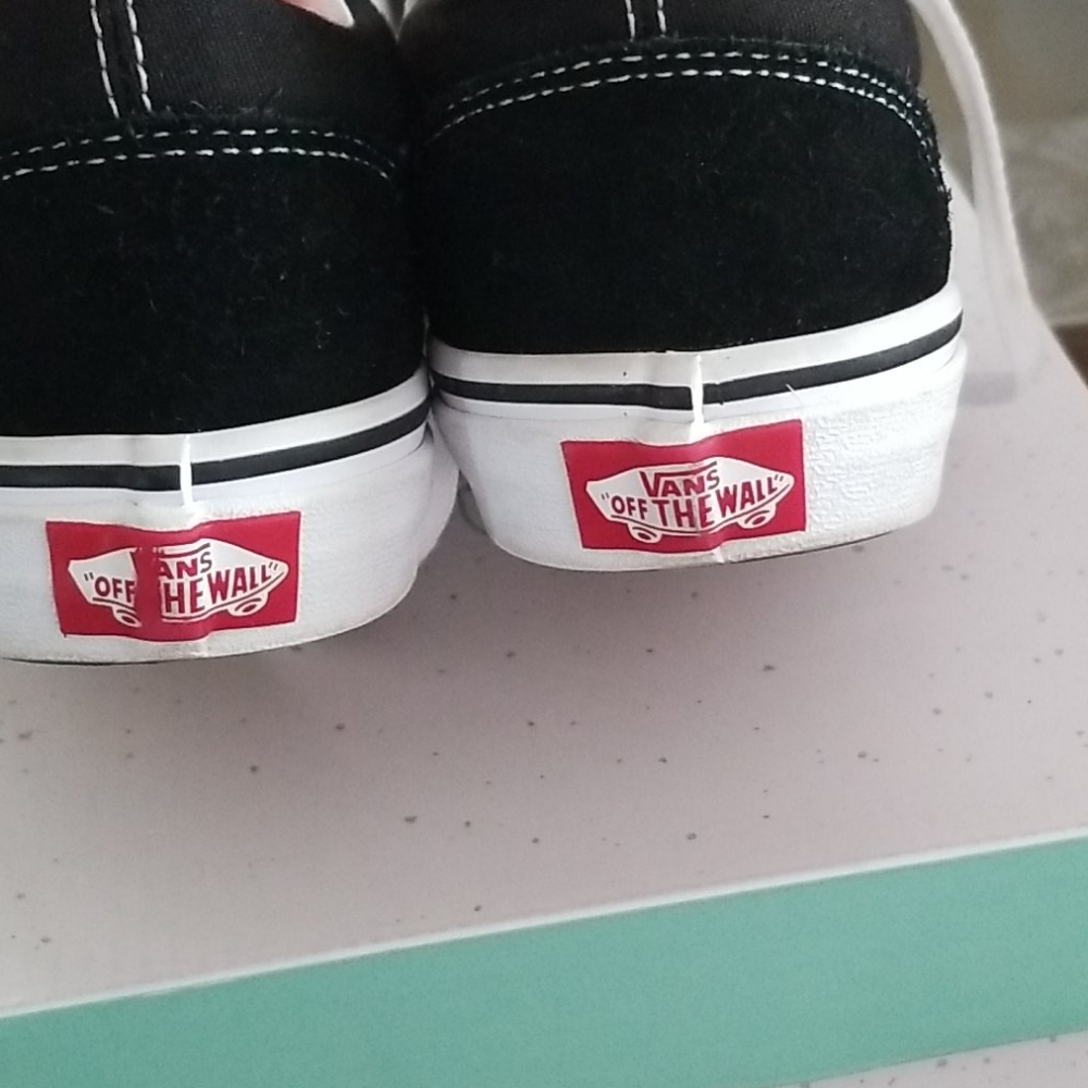 ⛔SOLD⛔Old Skool Lace Up Black/Tru Wht Kids - Picture 3 of 4